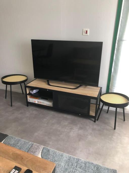 Superbe Appartement En Plein Centre Ville. ラ・ロッシュ＝シュル＝ヨン エクステリア 写真